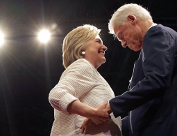 Ассанж: саудиты могут быть крупнейшими спонсорами фонда Клинтонов