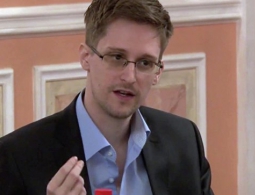 Кучерена опроверг сообщения западных СМИ о смерти Сноудена