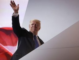 Трамп изложил популистскую экономическую программу