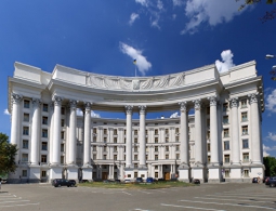 МИД Украины обеспокоен отказом Путина встретиться в "нормандском формате"