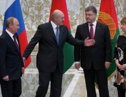 Как выходить из украинского тупика: позиции партий, идущих на выборы