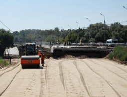 Строители Первомайского моста наткнулись на мину