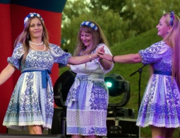 В Брянске прошел первый конкурс караоке