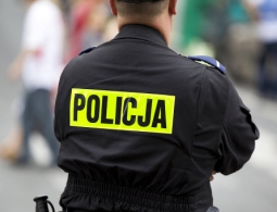 В Польше судят двух украинцев за нацистское приветствие в бывшем концлагере