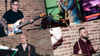 СОБАКИ ДОКТОРА ПАВЛОВА в Буржуа