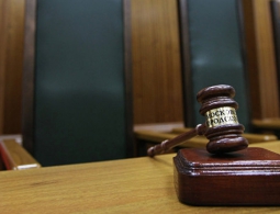 Полковнику Захарченко предъявили обвинение по трем статьям