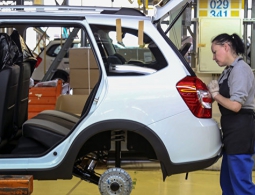 На "АвтоВАЗе" введут сверхурочные из-за возросшего спроса на машины