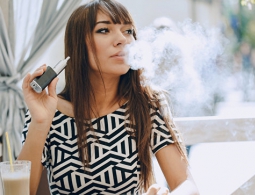Ученые назвали самые токсичные электронные сигареты
