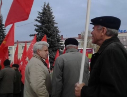 «Безмандатники» решили раскачать Брянск митингами