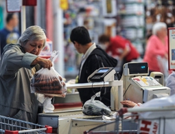 Сбербанк и "Азбука Вкуса" запустили биометрический проект