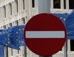 Австрийский министр призвал ЕС отказаться от санкций и соглашения TTIP