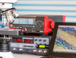 Сибирские ученые разработали материал для создания гибких дисплеев