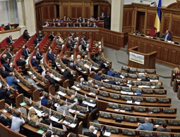 В Раде предложили работающим в России украинцам вообще не возвращаться