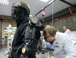 Рогозин представил робота Федора для полетов в космос