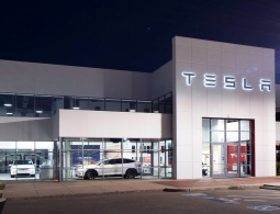 Элон Маск заявил, что каждая новая Tesla будет полностью самоуправляемой