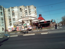 В Фокинском районе Брянска рухнул светофор