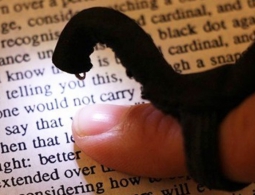 HandSight: устройство, которое поможет незрячим читать без использования шрифта Брайля