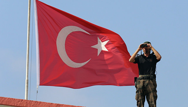 СМИ: турецкие военные на базе НАТО попросили убежища в Германии