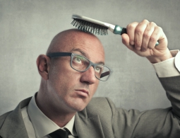 Пациентам с облысением вернули волосы с помощью препарата от ревматоидного артрита