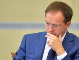 Мединский рассказал, что кроется за спорами о цензуре