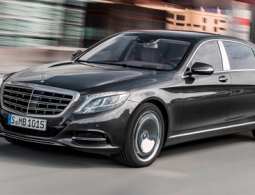 Продажи люксовых автомобилей в России упали более чем на 30%