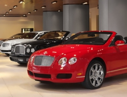 В России вырос спрос на подержанные люксовые автомобили