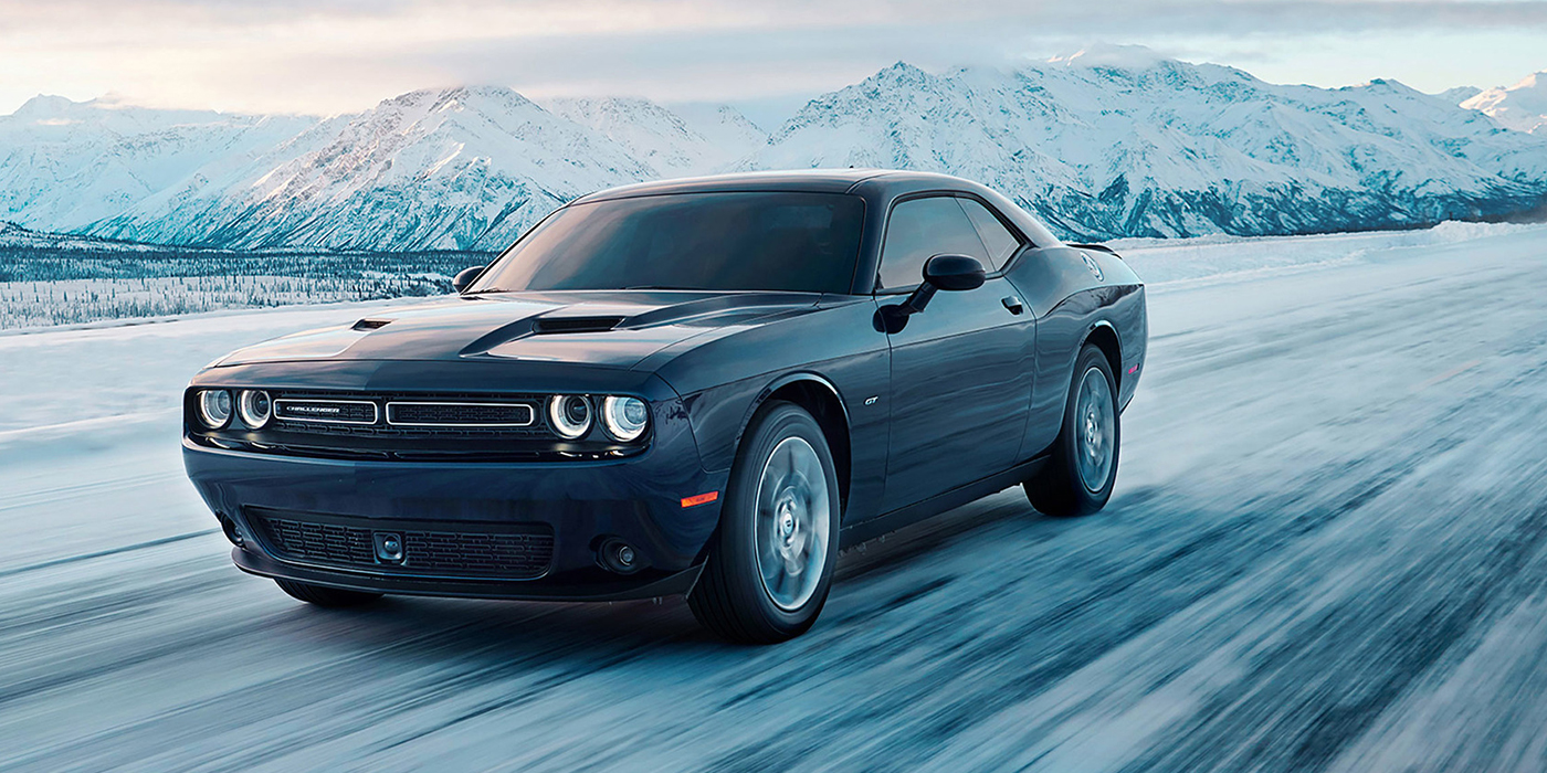 Dodge Challenger получил полный привод