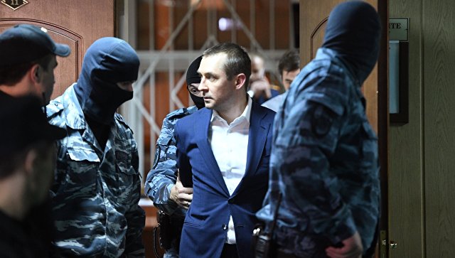 Изъятые у Захарченко деньги могут поступить в бюджет до решения суда