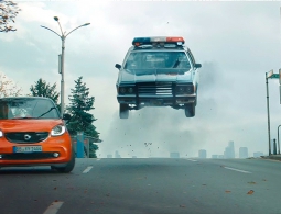 Smart высмеял кинематографические штампы в видеоролике