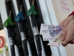 СМИ: цены на бензин в России в 2017 году будут выше инфляции