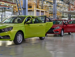 АвтоВАЗ приостановил производство автомобилей