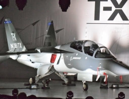 Истребитель следующего поколения Boeing T-X совершил первый испытательный полет