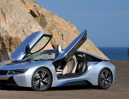 BMW обновит купе i8 в 2017 году