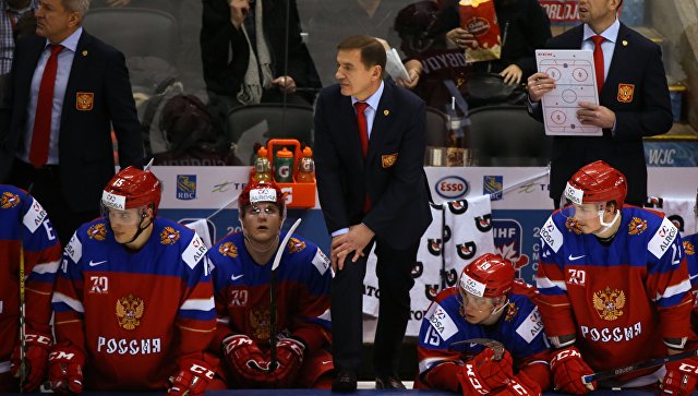Сборная России по хоккею вышла в четвертьфинал молодежного чемпионата мира
