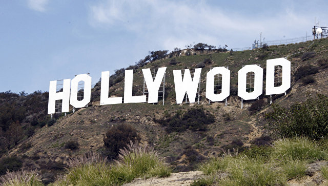В Лос-Анджелесе любитель марихуаны превратил надпись 