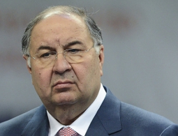 Усманов намерен подать в суд на Навального
