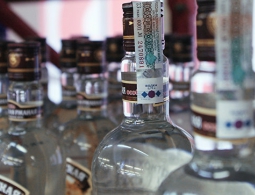 В правительстве назвали минимальную цену бутылки водки