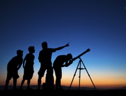 Открытие малой планеты за Нептуном поставило под сомнение «девятую планету»