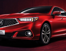 Acura рассекретила TLX с удлиненной колесной базой