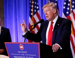 CNN защищается от критики Трампа, назвавшего канал "фейковыми новостями"