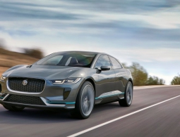 Jaguar назвал дату премьеры своего первого электрического кроссовера