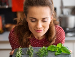 Ученые выяснили, почему каждый человек ощущает запахи по-своему