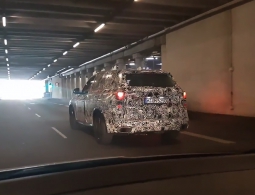 BMW вывела на городские тесты X5 нового поколения