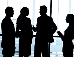 Опрос: почти 80% россиян продолжили бы работать, даже не нуждаясь в деньгах