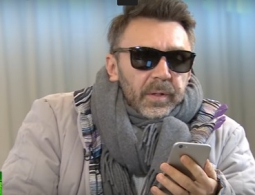 Шнуров посвятил стихотворение президентским выборам во Франции