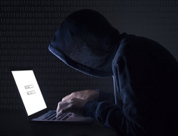 Хакер Guccifer 2.0 опроверг обвинения разведки США о связях с Россией