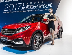 Компания Dongfeng планирует привезти в Россию семиместный кроссовер