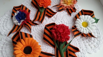 Брошь из фетра к 9 мая