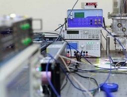 Российские физики запустили в Казани первый "квантовый телефон"