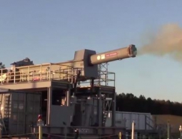 Начались испытания самого скорострельного рельсотронного оружия